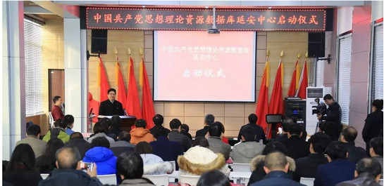 “大研究生回来了，学教育的，假期帮孩子辅导辅导吧！”
